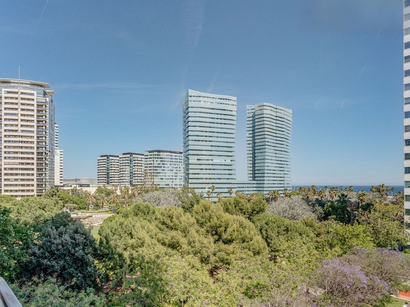 Эксклюзивная квартира с видом на море в Diagonal Mar, Барселона. Фото:  25