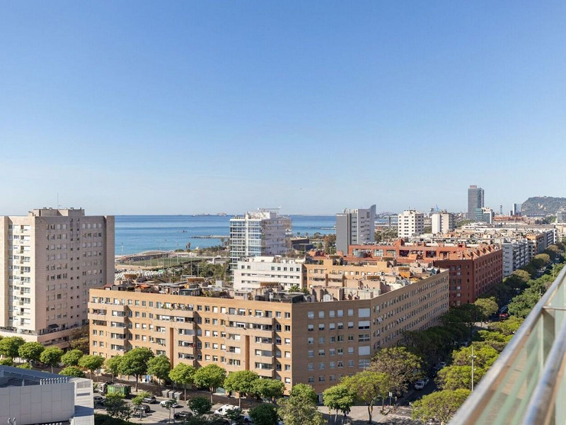 Эксклюзивная квартира с панорамным видом на море в Diagonal Mar, Барселона. Фото:  46