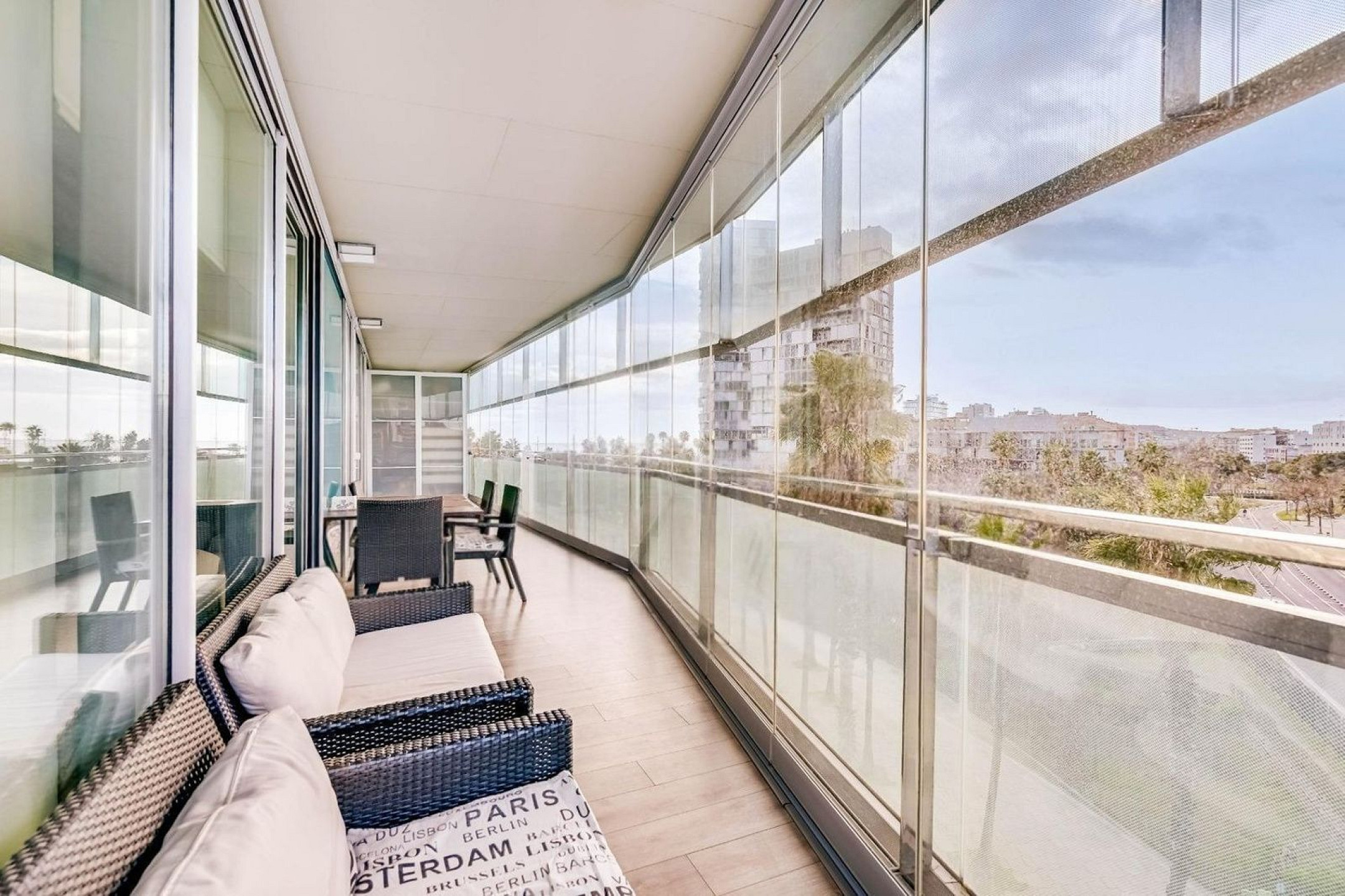 Exclusive apartment with large terrace by the sea in Diagonal Mar, Barcelona