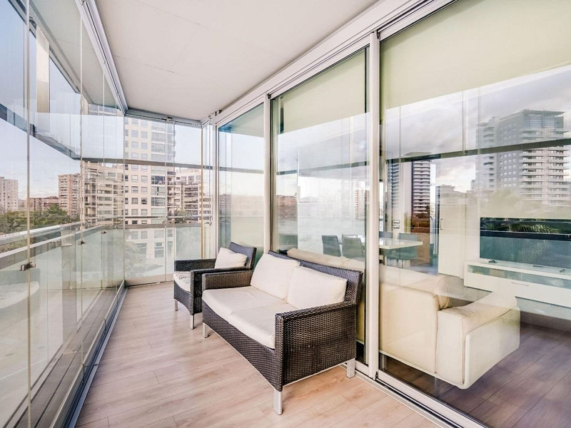 Exclusive apartment with large terrace by the sea in Diagonal Mar, Barcelona. Photo:  13