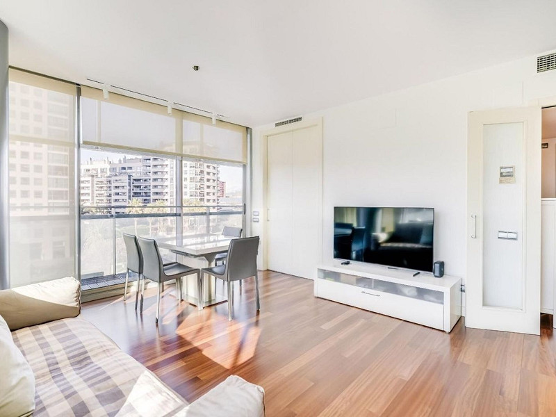 Exclusive apartment with large terrace by the sea in Diagonal Mar, Barcelona. Photo:  15