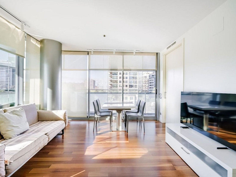 Exclusive apartment with large terrace by the sea in Diagonal Mar, Barcelona. Photo:  16