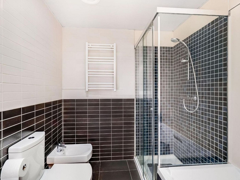 Exclusive apartment with large terrace by the sea in Diagonal Mar, Barcelona. Photo:  38
