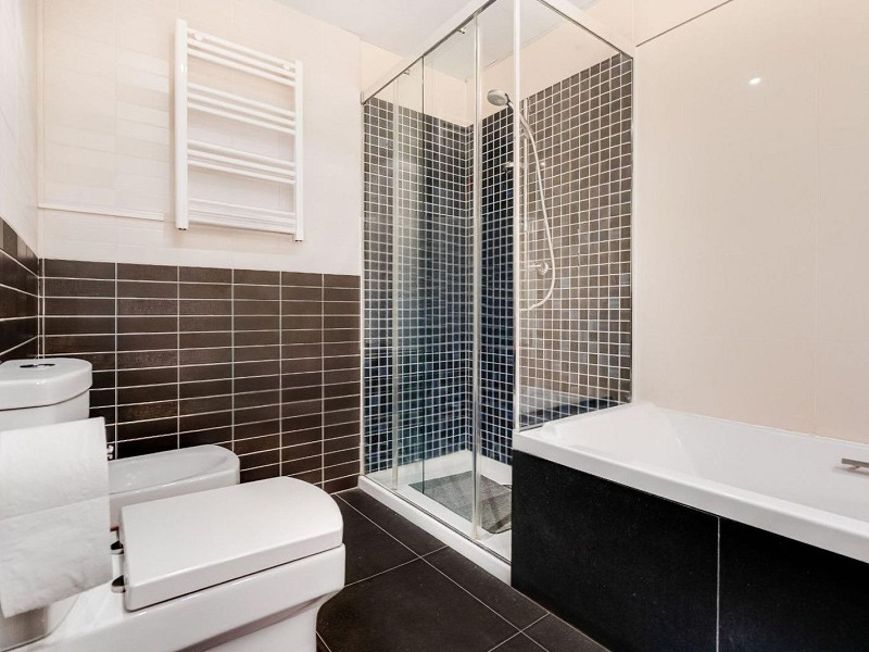 Exclusive apartment with large terrace by the sea in Diagonal Mar, Barcelona. Photo:  41