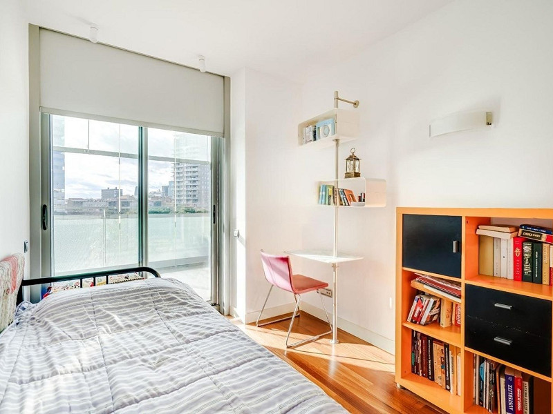 Exclusive apartment with large terrace by the sea in Diagonal Mar, Barcelona. Photo:  52