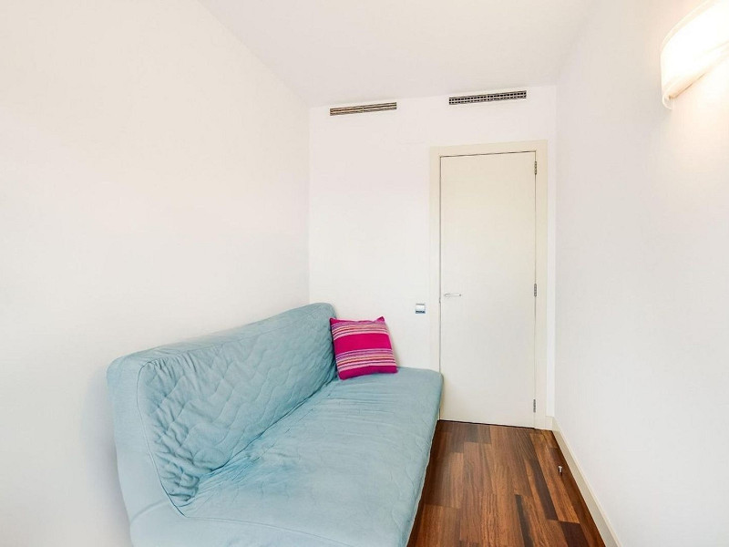 Exclusive apartment with large terrace by the sea in Diagonal Mar, Barcelona. Photo:  62