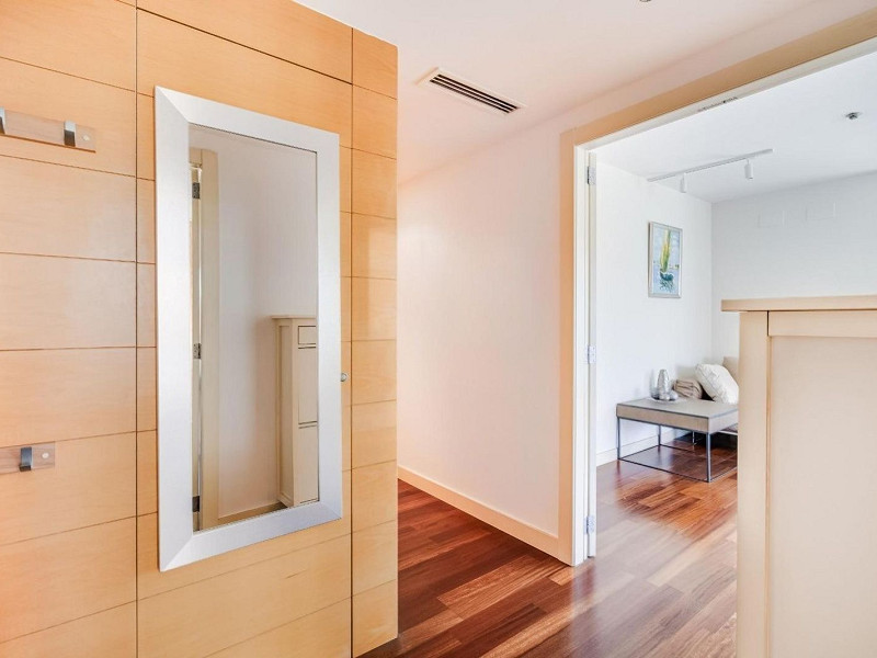 Exclusive apartment with large terrace by the sea in Diagonal Mar, Barcelona. Photo:  65