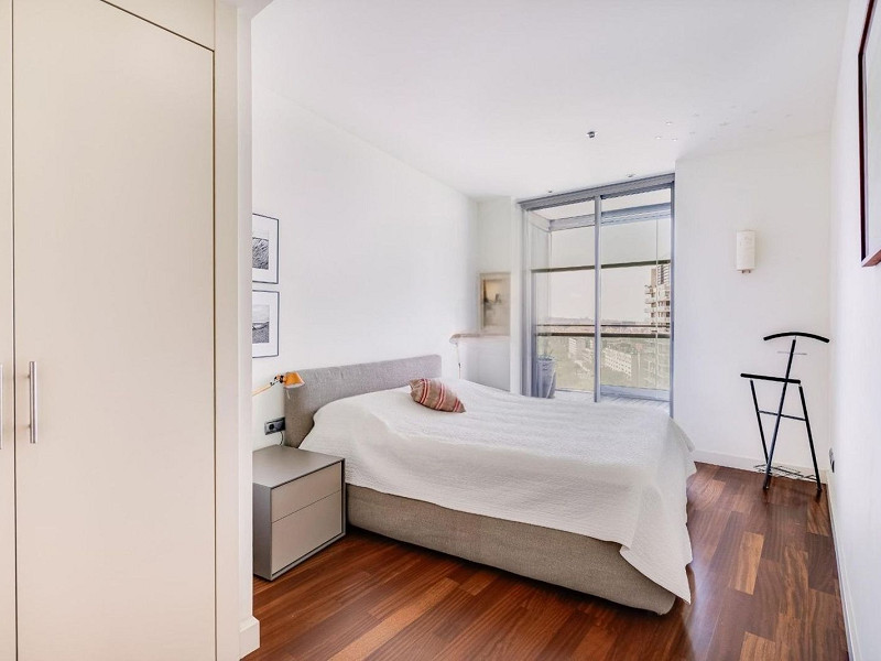 Exclusive bright apartment near the sea in Diagonal Mar, Barcelona. Photo:  30