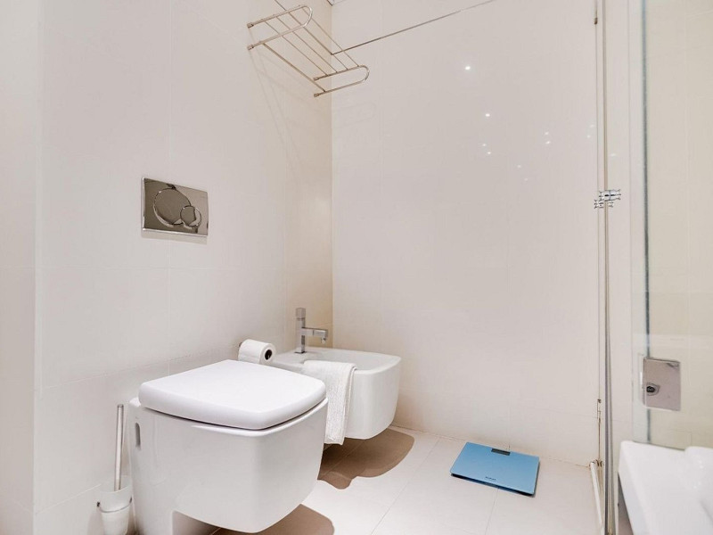 Exclusive bright apartment near the sea in Diagonal Mar, Barcelona. Photo:  36