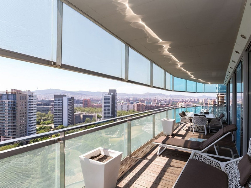 Exclusive frontline sea-view apartment in Diagonal Mar, Barcelona. Photo:  10