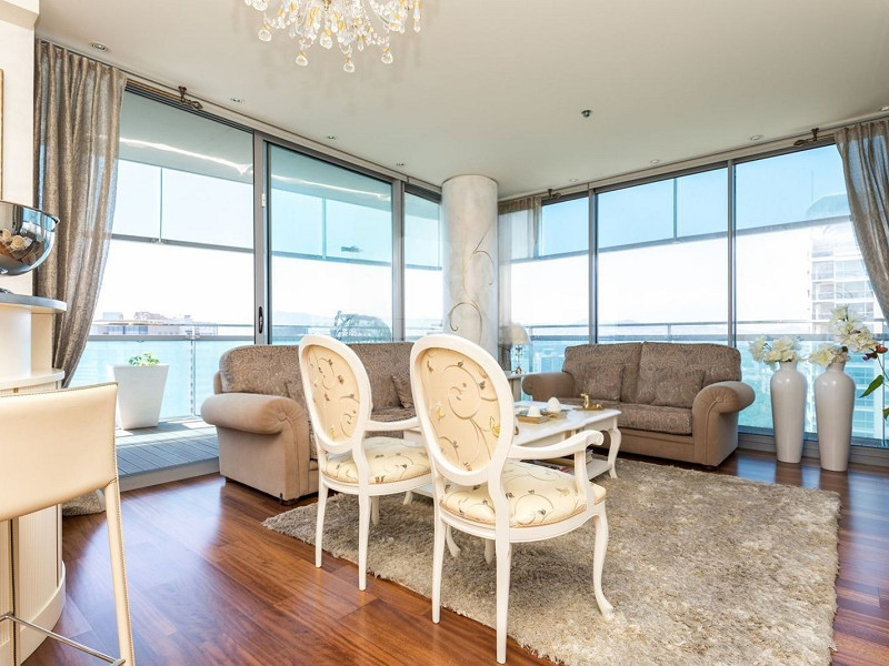 Exclusive frontline sea-view apartment in Diagonal Mar, Barcelona. Photo:  15