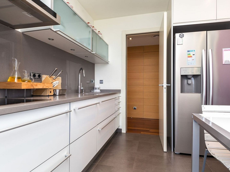 Exclusive frontline sea-view apartment in Diagonal Mar, Barcelona. Photo:  23