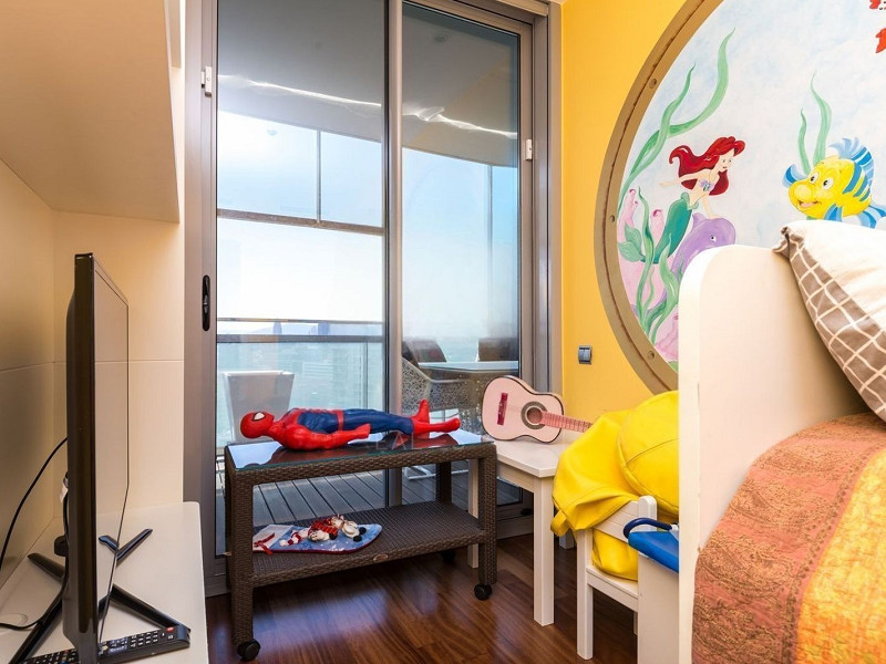 Exclusive frontline sea-view apartment in Diagonal Mar, Barcelona. Photo:  27