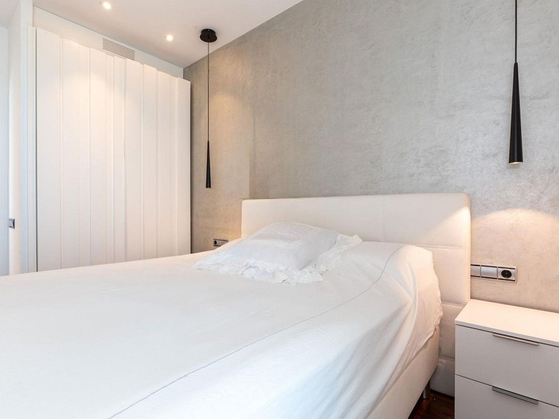 Elegant sea-view apartment in Diagonal Mar, Barcelona. Photo:  28