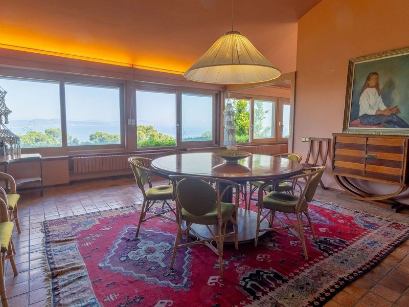 Exclusiva villa de autor en la Costa Brava con vistas al mar. Foto:  19