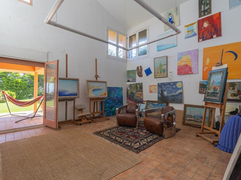 Exclusiva villa de autor en la Costa Brava con vistas al mar. Foto:  20