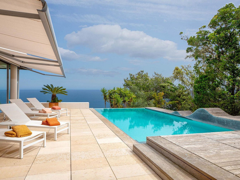 Exclusiva villa contemporánea con vistas panorámicas al mar en Begur, Costa Brava. Foto:  2