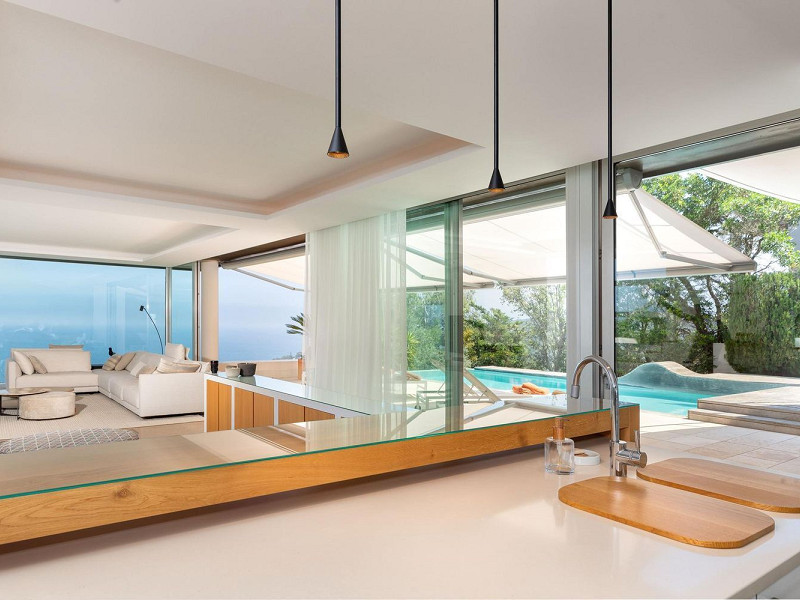 Exclusiva villa contemporánea con vistas panorámicas al mar en Begur, Costa Brava. Foto:  39