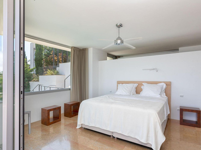 Exclusiva villa contemporánea con vistas panorámicas al mar en Begur, Costa Brava. Foto:  49