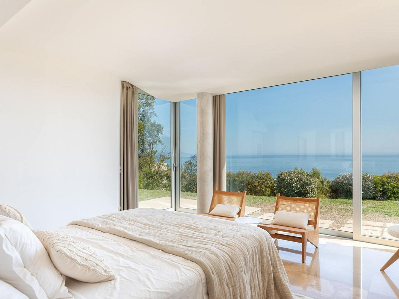 Exclusiva villa contemporánea con vistas panorámicas al mar en Begur, Costa Brava. Foto:  53
