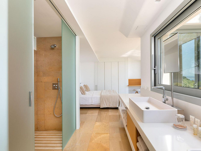 Exclusiva villa contemporánea con vistas panorámicas al mar en Begur, Costa Brava. Foto:  63