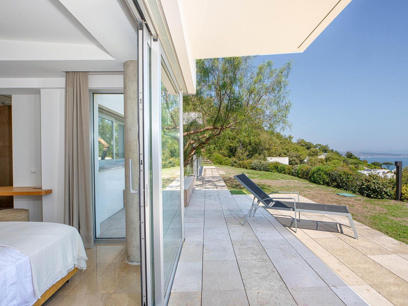 Exclusiva villa contemporánea con vistas panorámicas al mar en Begur, Costa Brava. Foto:  68