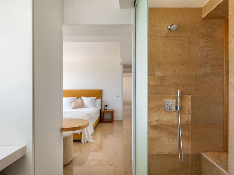 Exclusiva villa contemporánea con vistas panorámicas al mar en Begur, Costa Brava. Foto:  70