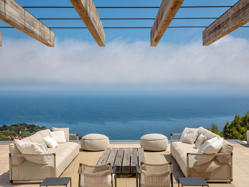 Exclusiva villa contemporánea con vistas panorámicas al mar en Begur, Costa Brava. Foto:  81
