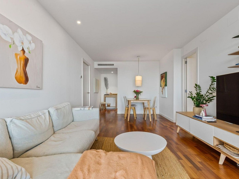 Modern and bright apartment with terrace in Diagonal Mar, Barcelona. Photo:  9