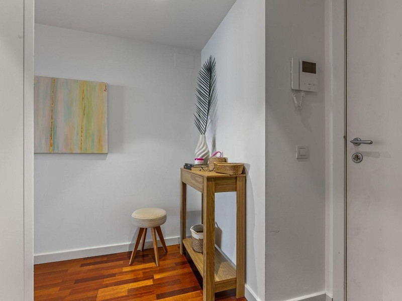 Modern and bright apartment with terrace in Diagonal Mar, Barcelona. Photo:  12