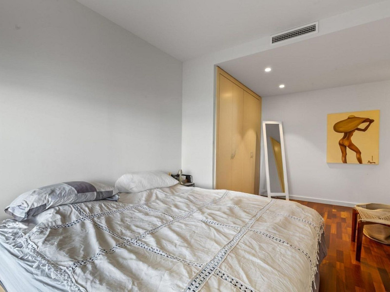 Modern and bright apartment with terrace in Diagonal Mar, Barcelona. Photo:  15