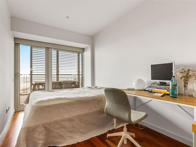 Modern and bright apartment with terrace in Diagonal Mar, Barcelona. Photo:  21