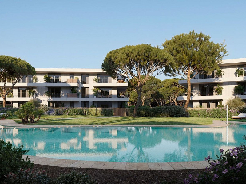 Exclusive 3-Bedroom Exterior Apartment with Private Terrace on the Costa Dorada