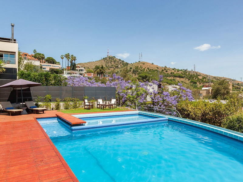 Авторская вилла с двумя бассейнами в Esplugues de Llobregat, Барселона. Фото:  5