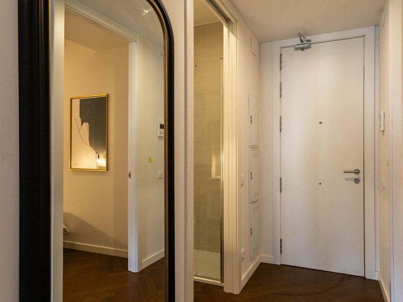 Отремонтированная квартира с видом на Саграда Фамилия и парковкой – Diagonal / Passeig Sant Joan. Фото:  16