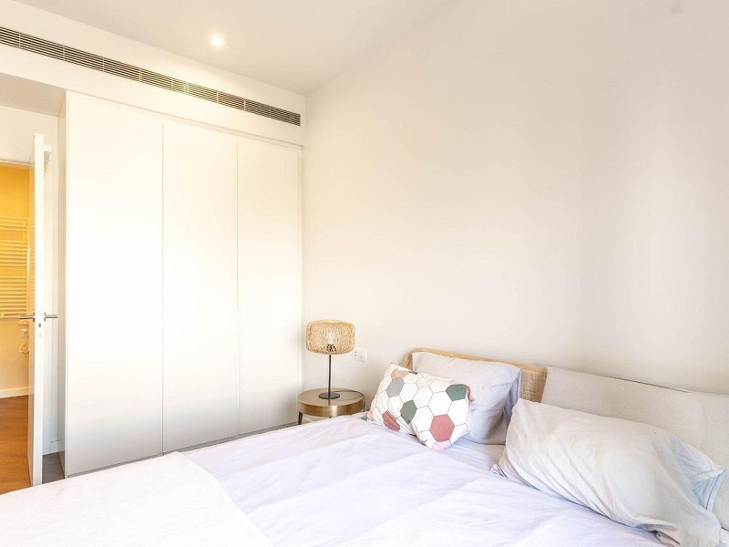 Отремонтированная квартира с видом на Саграда Фамилия и парковкой – Diagonal / Passeig Sant Joan. Фото:  19