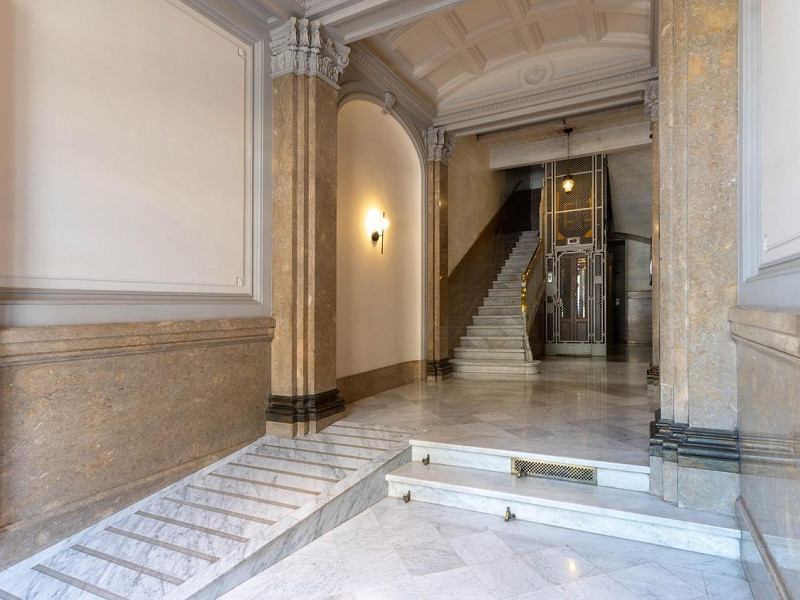 Отремонтированная квартира с видом на Саграда Фамилия и парковкой – Diagonal / Passeig Sant Joan. Фото:  29