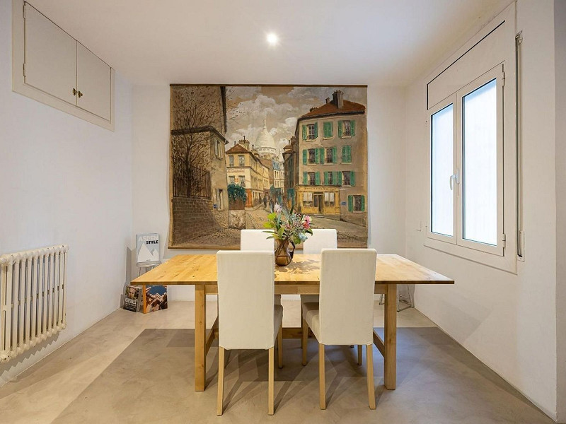 Квартира с балконом и лифтом на Enric Granados, Eixample. Фото:  21