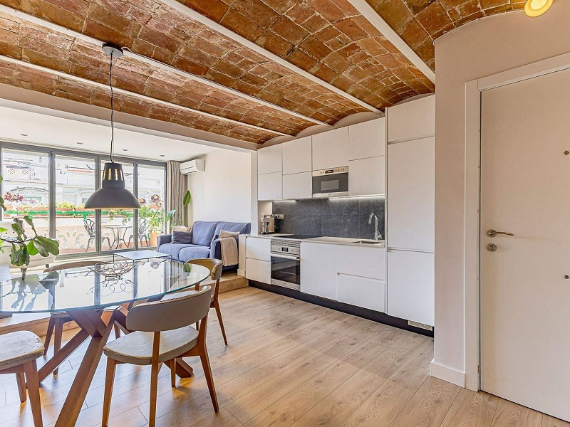 Реновированный пентхаус с собственной террасой в Eixample Esquerra. Фото:  6