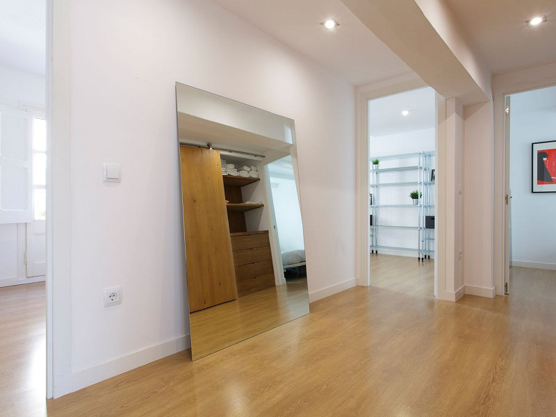 Отремонтированный пентхаус с террасой 35 м² и видом на Монжуик – Gòtic. Фото:  13