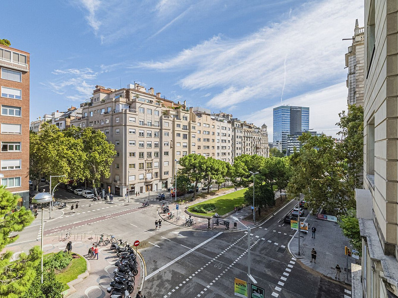 Просторная отремонтированная квартира с видом на Turó Park – Sant Gervasi-Galvany, Барселона. Фото:  50