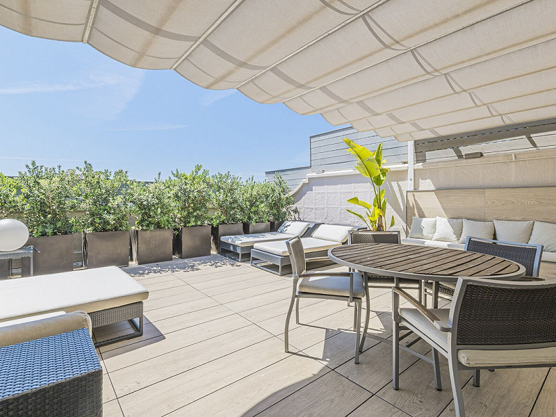 Duplex Penthouse with Expansive Terraces in Sant Gervasi-Galvany, Barcelona