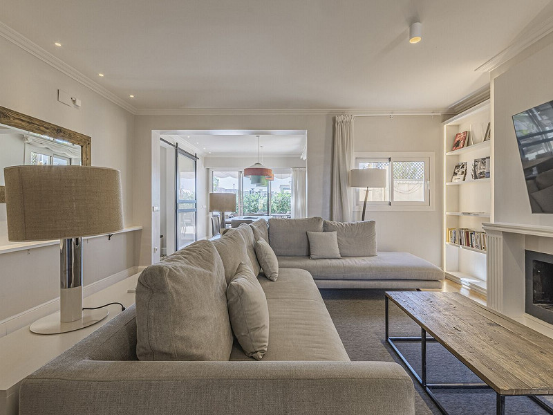 Duplex Penthouse with Expansive Terraces in Sant Gervasi-Galvany, Barcelona. Photo:  10