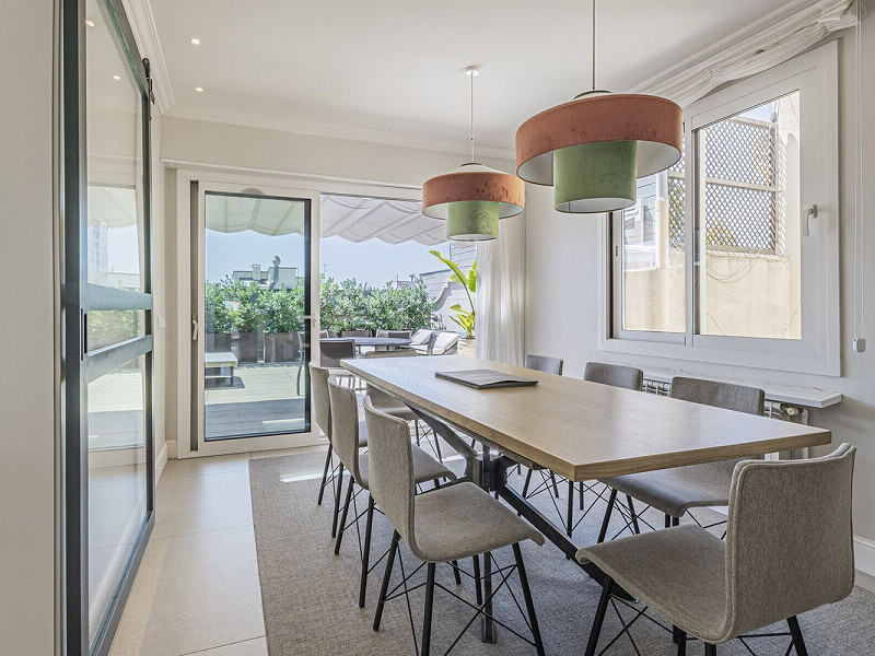 Duplex Penthouse with Expansive Terraces in Sant Gervasi-Galvany, Barcelona. Photo:  12