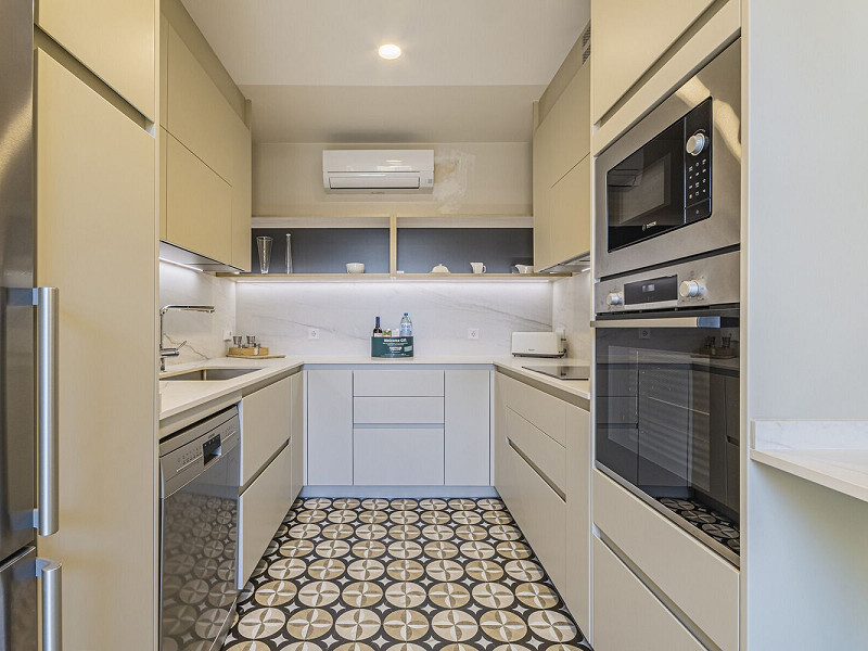 Duplex Penthouse with Expansive Terraces in Sant Gervasi-Galvany, Barcelona. Photo:  16