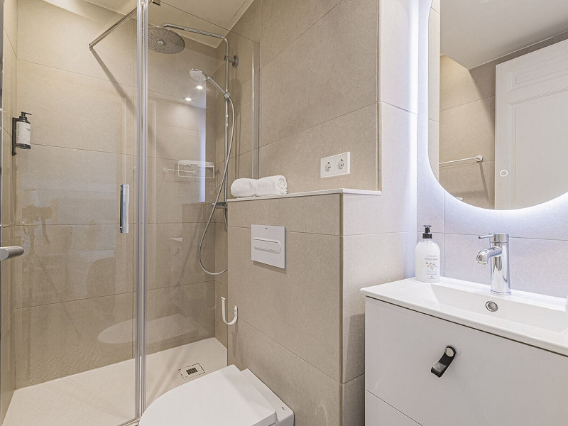 Duplex Penthouse with Expansive Terraces in Sant Gervasi-Galvany, Barcelona. Photo:  21