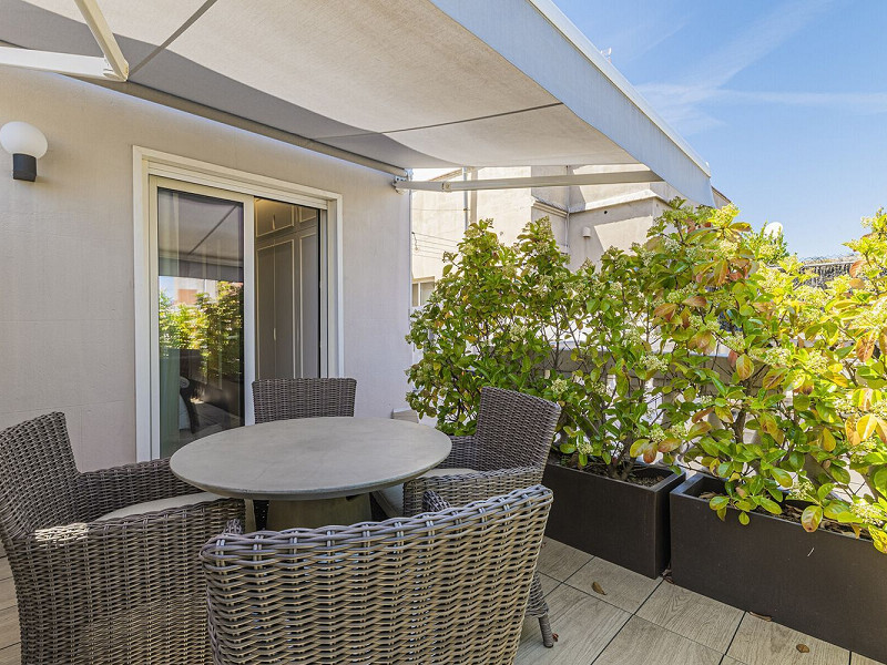 Duplex Penthouse with Expansive Terraces in Sant Gervasi-Galvany, Barcelona. Photo:  22