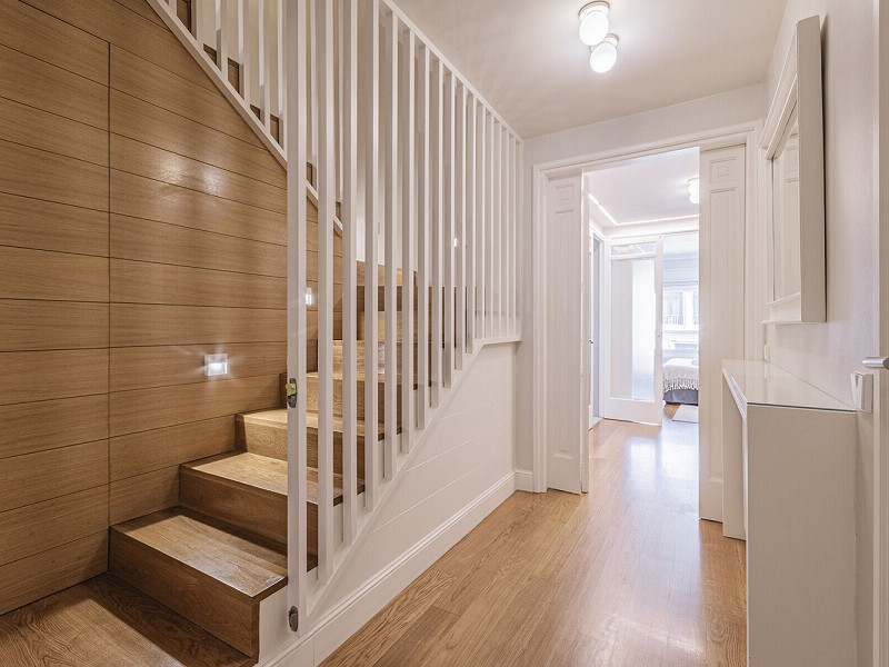 Duplex Penthouse with Expansive Terraces in Sant Gervasi-Galvany, Barcelona. Photo:  30