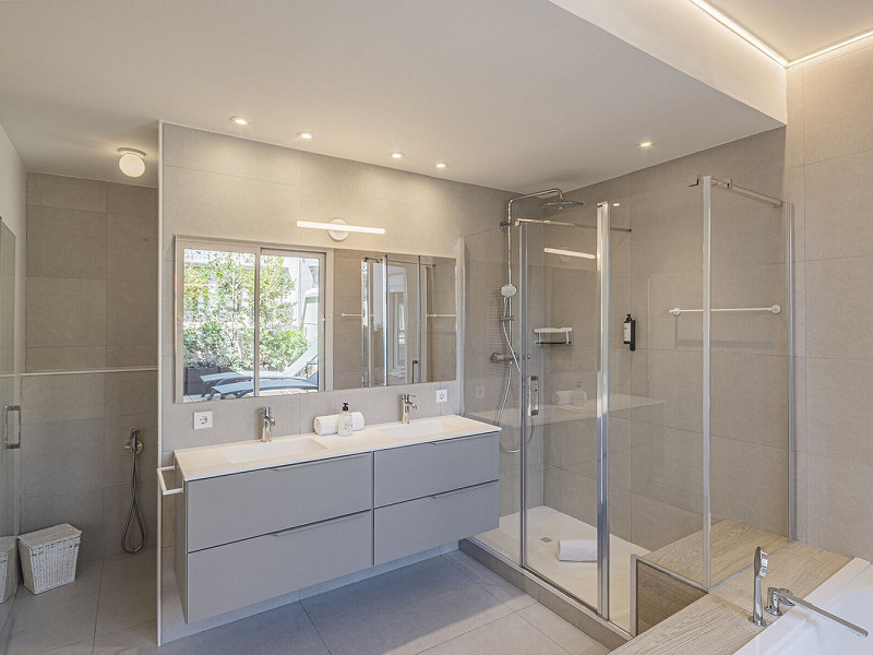 Duplex Penthouse with Expansive Terraces in Sant Gervasi-Galvany, Barcelona. Photo:  34