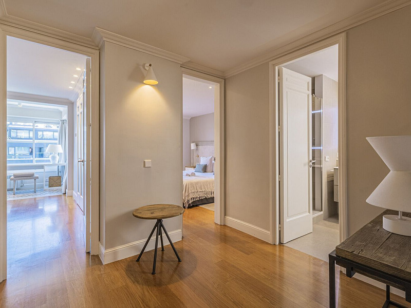Duplex Penthouse with Expansive Terraces in Sant Gervasi-Galvany, Barcelona. Photo:  53